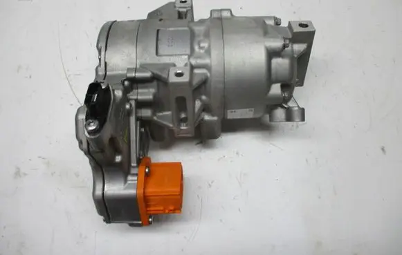 Renault Austral Air conditioning (A/C) compressor (pump) 926003993R