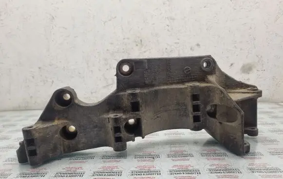Volkswagen Golf IV Generator/alternator bracket 045903143C