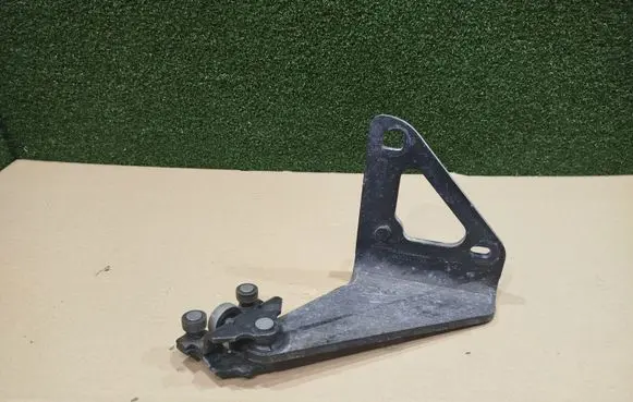 Renault Trafic III (X82) Sliding door lower roller guide/hinge 745965439R 93451798