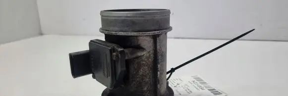 Volkswagen PASSAT B5 Mass air flow meter 059906461D