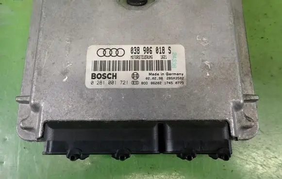 Audi A4 S4 B5 8D Engine control unit/module ECU