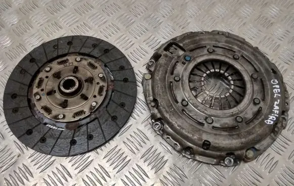 Opel Zafira B Clutch set kit 55562297 0506Q9A2101 P1291195442