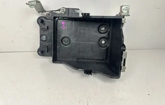 Mazda CX-3 Battery box tray DA6V56041