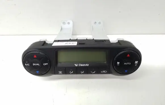 Hyundai ix35 Climate control unit 372502Y601