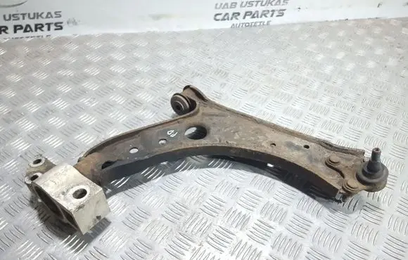 Volkswagen Golf V Front lower control arm/wishbone