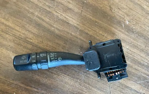 KIA Sorento Wiper control stalk