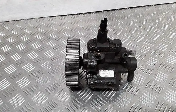 Fuel injection high pressure pump