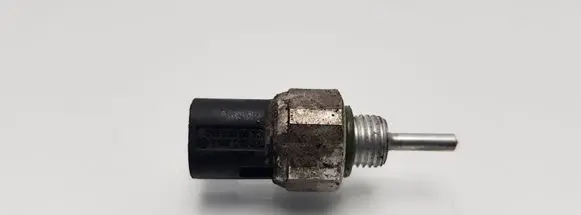 Mercedes-Benz E W210 Air conditioning (A/C) pressure sensor 2108300072 1147212073