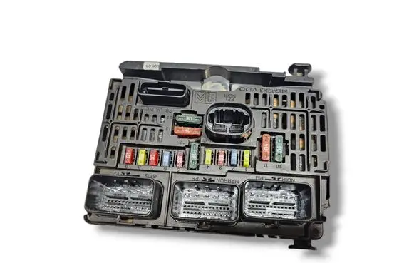 Citroen C5 Fuse module 9656086580 S118983006J BSML0600