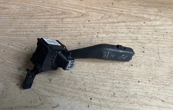 Skoda Octavia Mk2 (1Z) Wiper control stalk 1K0953519L