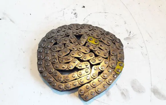 Toyota Avensis T250 Timing chain (engine) 