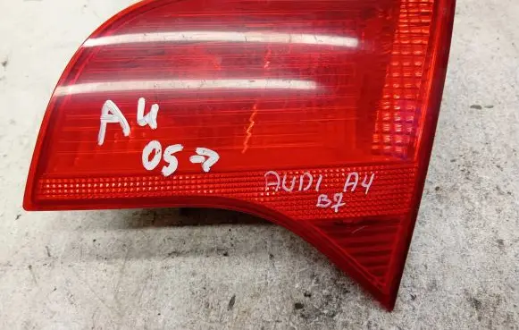 Audi A4 S4 B7 8E 8H Tailgate rear/tail lights 8E9945094 749002 484502
