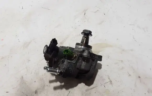 Land Rover Discovery Sport Fuel injection high pressure pump G4D39B395AA