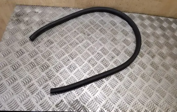 Audi TT TTS Mk2 Engine compartment rubber 8J0823731B