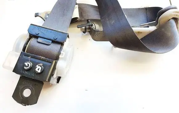 Honda FR-V Rear seatbelt 6090766