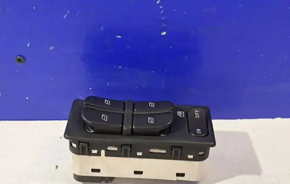 Saab 95 - 96 Electric window control switch 5547914