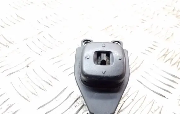 Mazda 3 I Wing mirror switch BJ0E66600
