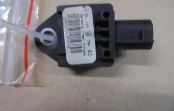 Maserati Quattroporte Airbag deployment crash/impact sensor 20123231050298