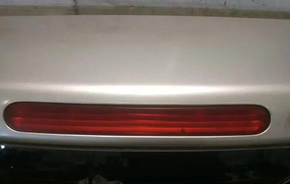 Toyota Corolla Verso AR10 Third/center stoplight 