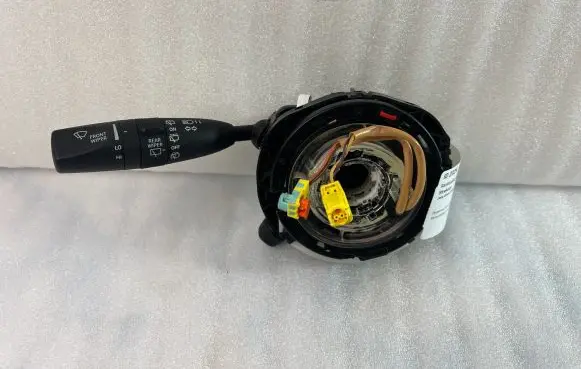 Jeep Grand Cherokee Wiper turn signal indicator stalk/switch 10096656