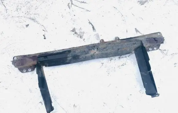 Audi 80 90 B3 Front bumper cross member