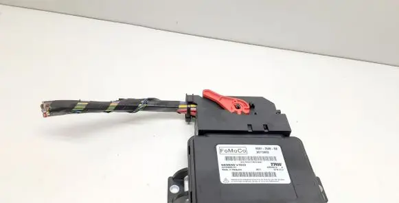 Volvo XC70 Hand brake control module 6G912598BB 30773933