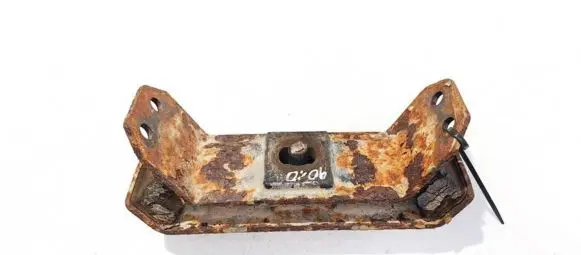 SsangYong Rexton Engine mount bracket