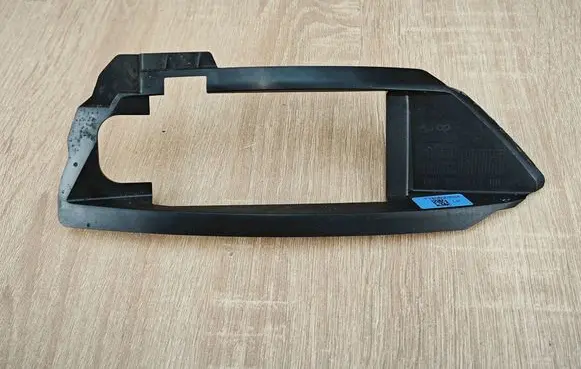 BMW X6 G06 Front bumper foam support bar 8085691