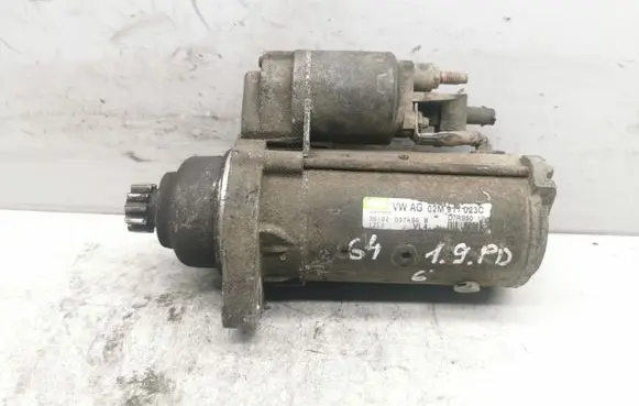 Volkswagen Golf IV Starter motor 02M911023C