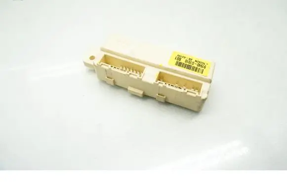 Hyundai Tucson TL Fuse module 91940-D7010