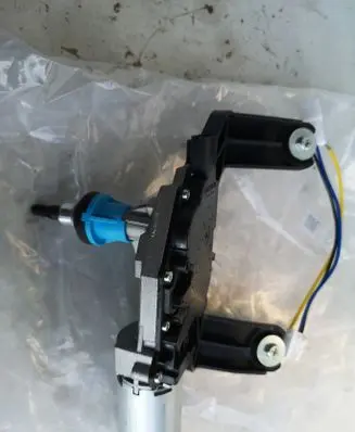 Hyundai Santa Fe Rear window wiper motor 987002W000