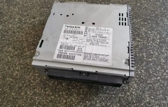 Volvo S40 CD/DVD changer 30775284 307752841