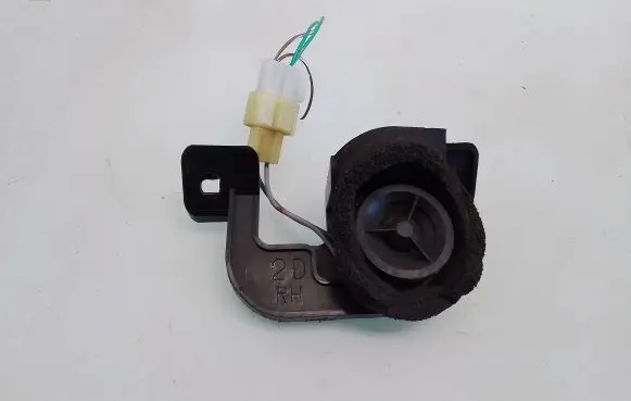 Subaru Outback Front door high frequency speaker 86304AG200