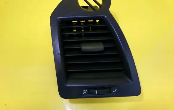Renault Megane II Dashboard side air vent grill/cover trim A1007009