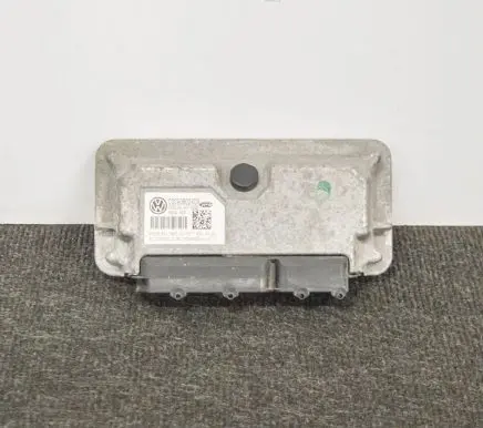 Volkswagen Polo V 6R Engine control unit/module 03C906024BH 8994H09