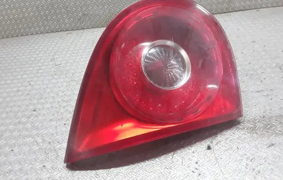 Volkswagen Golf V Tailgate rear/tail lights