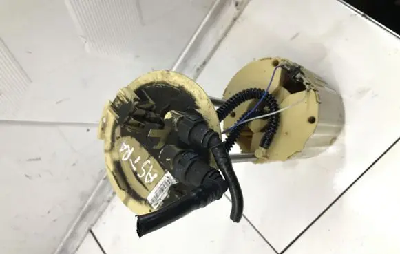 Opel Astra G Fuel level sensor 13503686