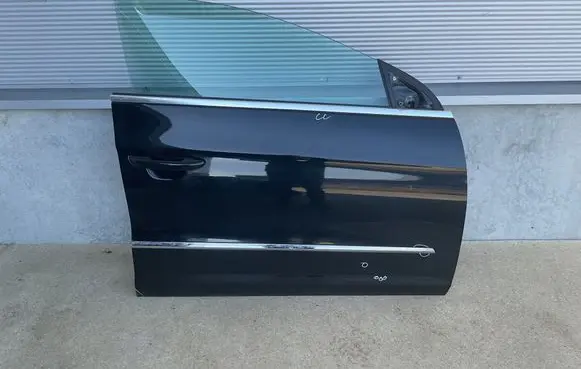 Volkswagen PASSAT CC Front door LC9X