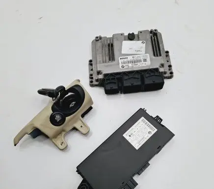 Mini One - Cooper Coupe R56 Engine ECU kit and lock set 7584113