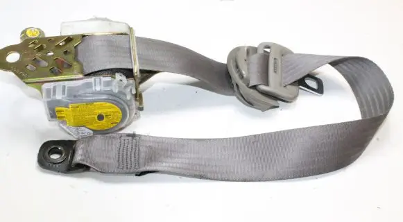 Lexus LS 430 Front seatbelt 7J3470P
