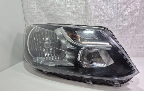 Volkswagen Caddy Headlight/headlamp