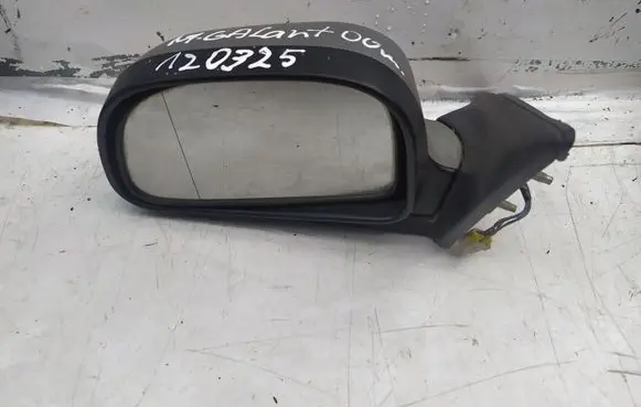 Mitsubishi Galant Front door electric wing mirror