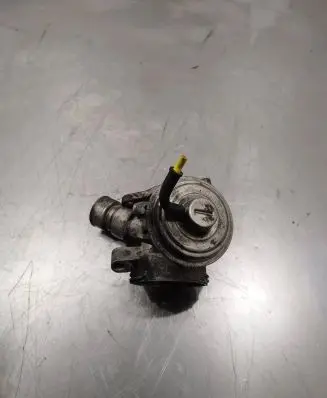 Mercedes-Benz ML W163 EGR valve a6110900754
