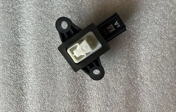 Hyundai Santa Fe Airbag deployment crash/impact sensor 95930S1000