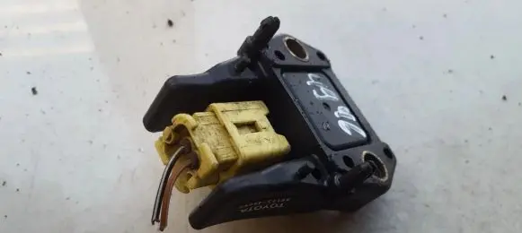 Toyota RAV 4 (XA20) Airbag deployment crash/impact sensor 8917345050 89173-45050