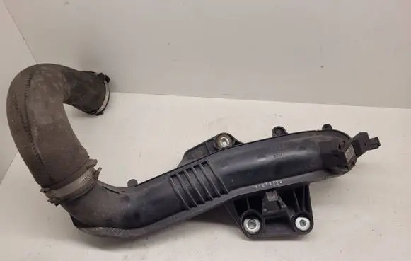 Audi A4 S4 B8 8K Intercooler hose/pipe 8K0145673L