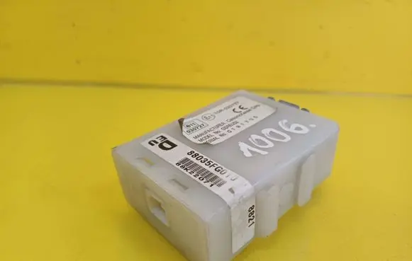Subaru Forester SH Door central lock control unit/module 88035FG010