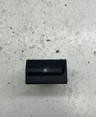 Skoda Octavia Mk1 (1U) Fuel tank opening switch 1U0959833C