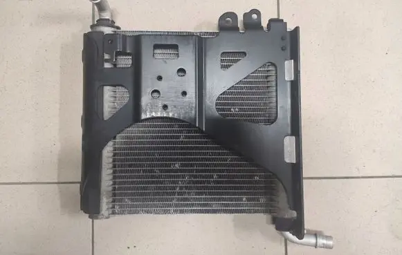 Jaguar F-Pace Coolant radiator HK838D048ACSSC