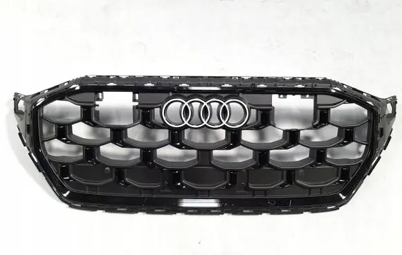 Audi Q8 Front bumper upper radiator grill